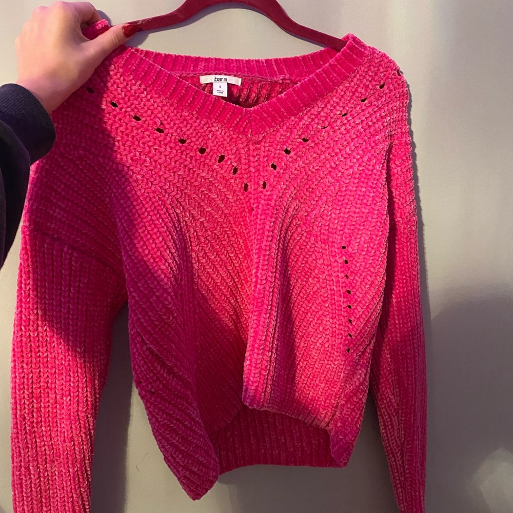 Soft thick pink sweater!